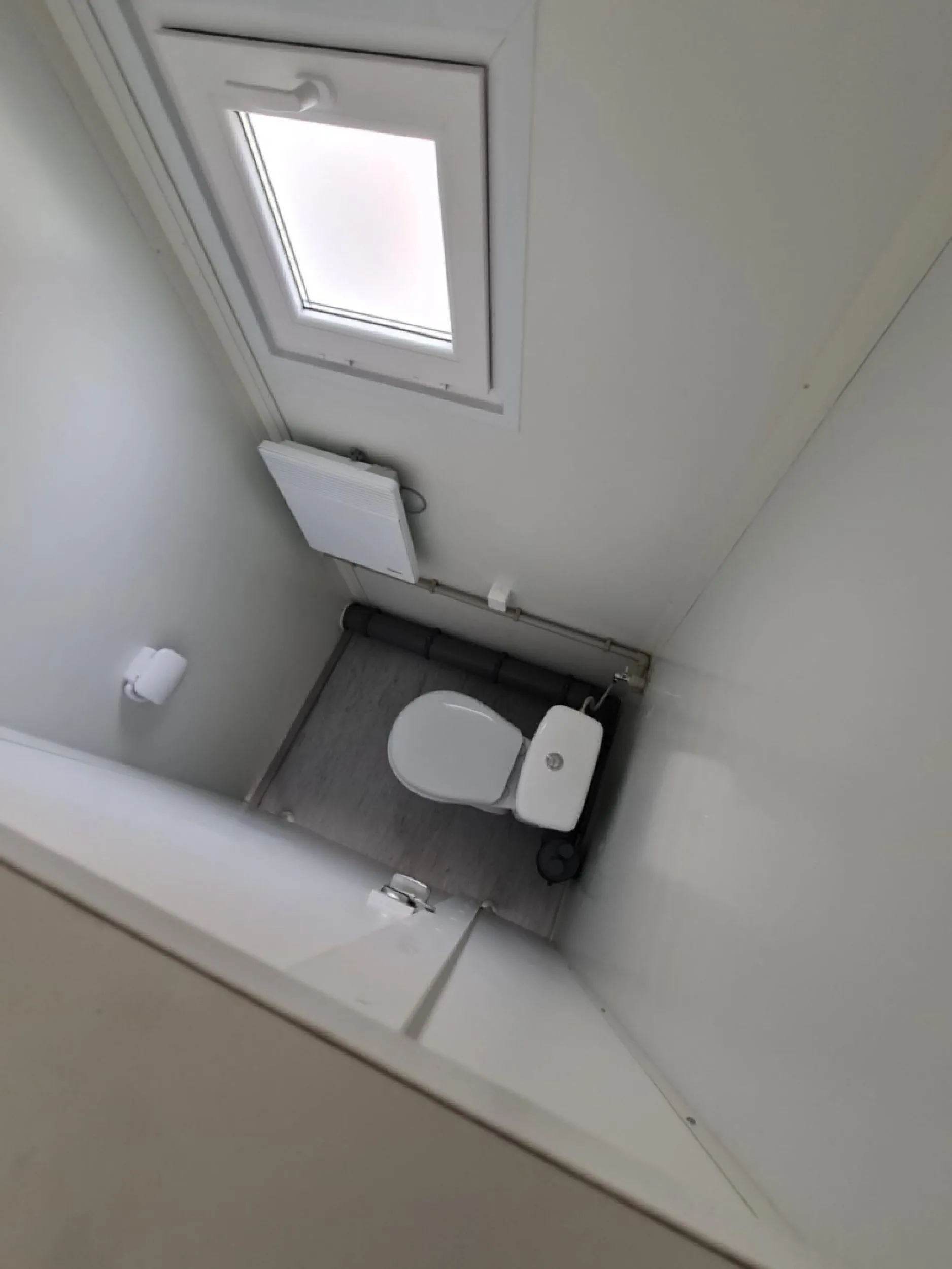 Sanitair unit wc sneak peak