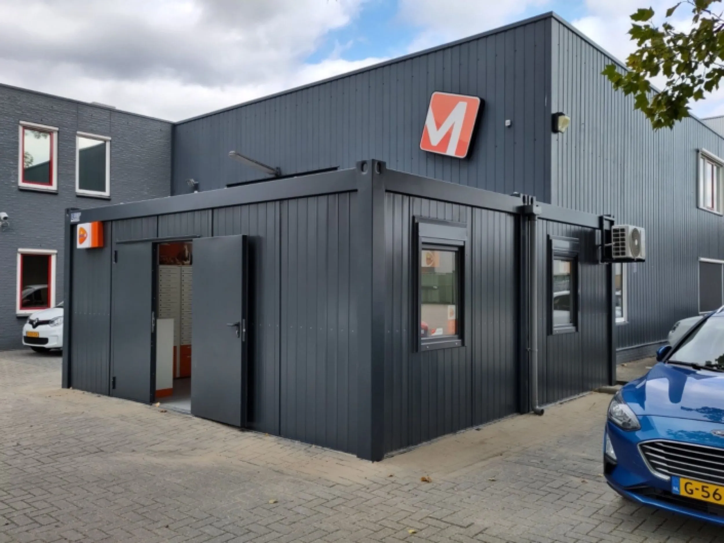 Kantoorunit als PostNL punt