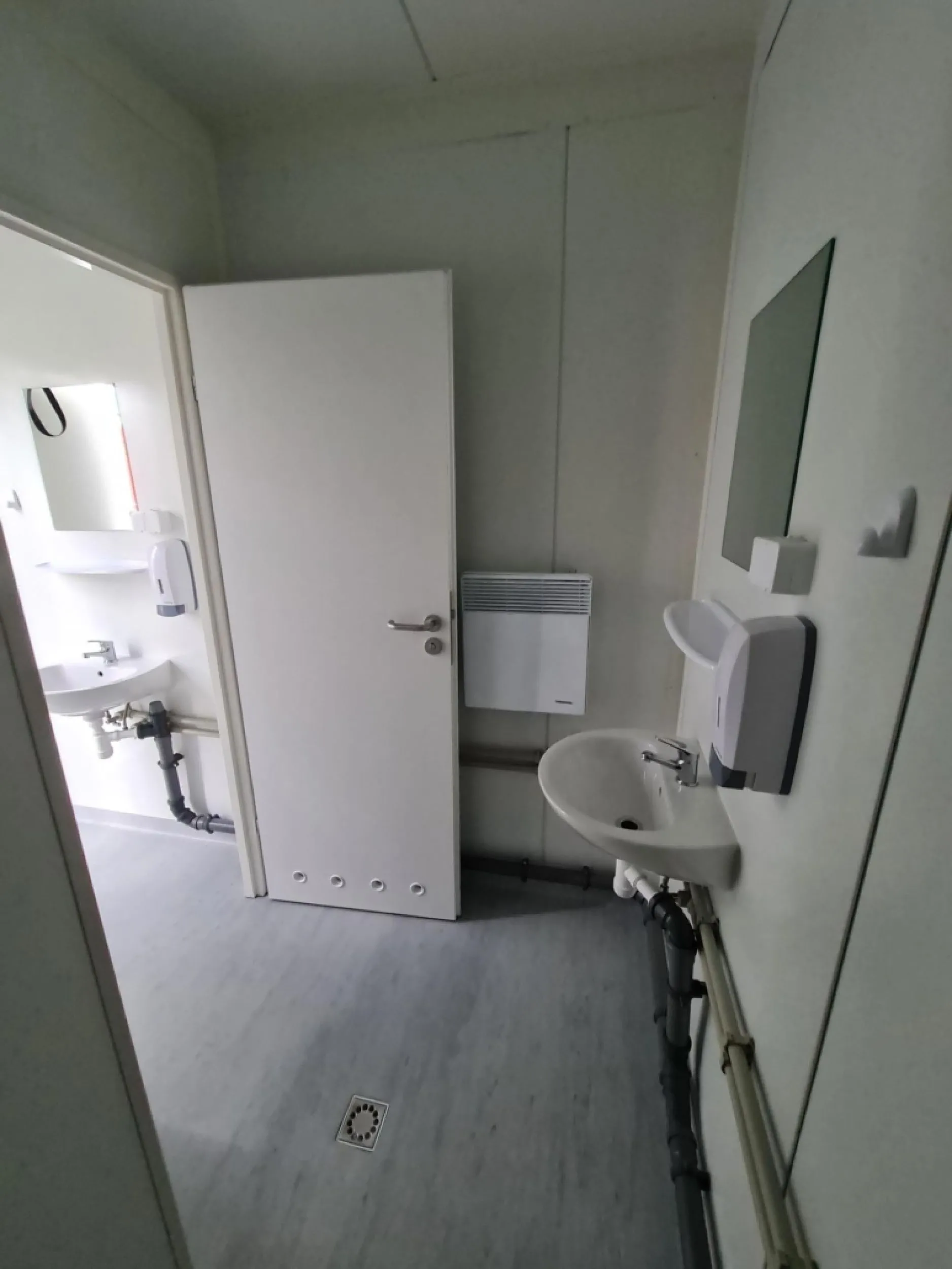 Sanitair unit binnen