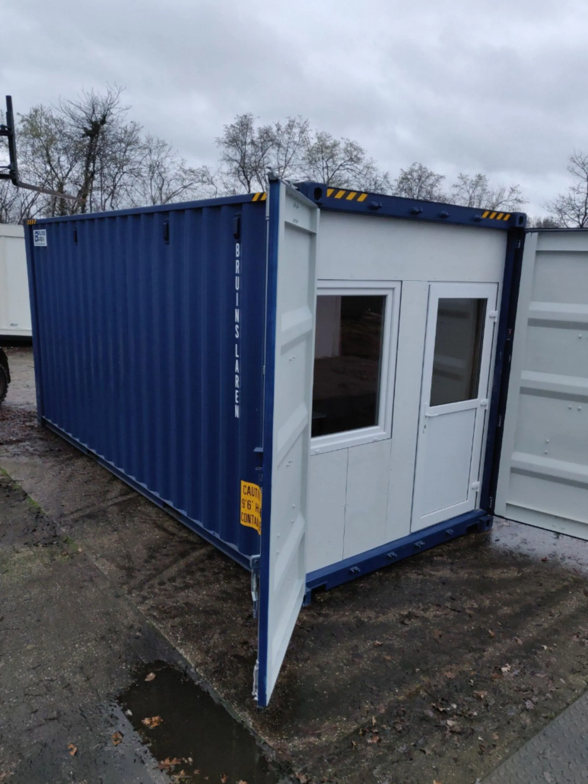 open bouw keet
