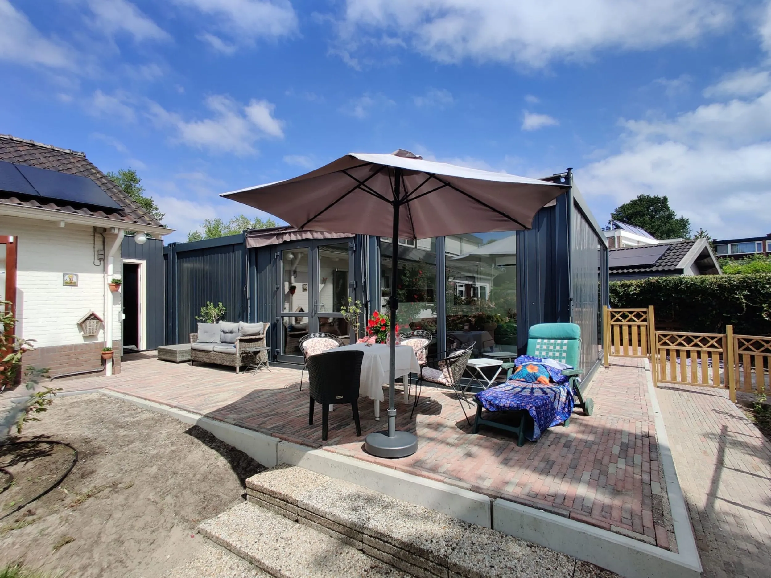 Modulaire woonunit met tuin
