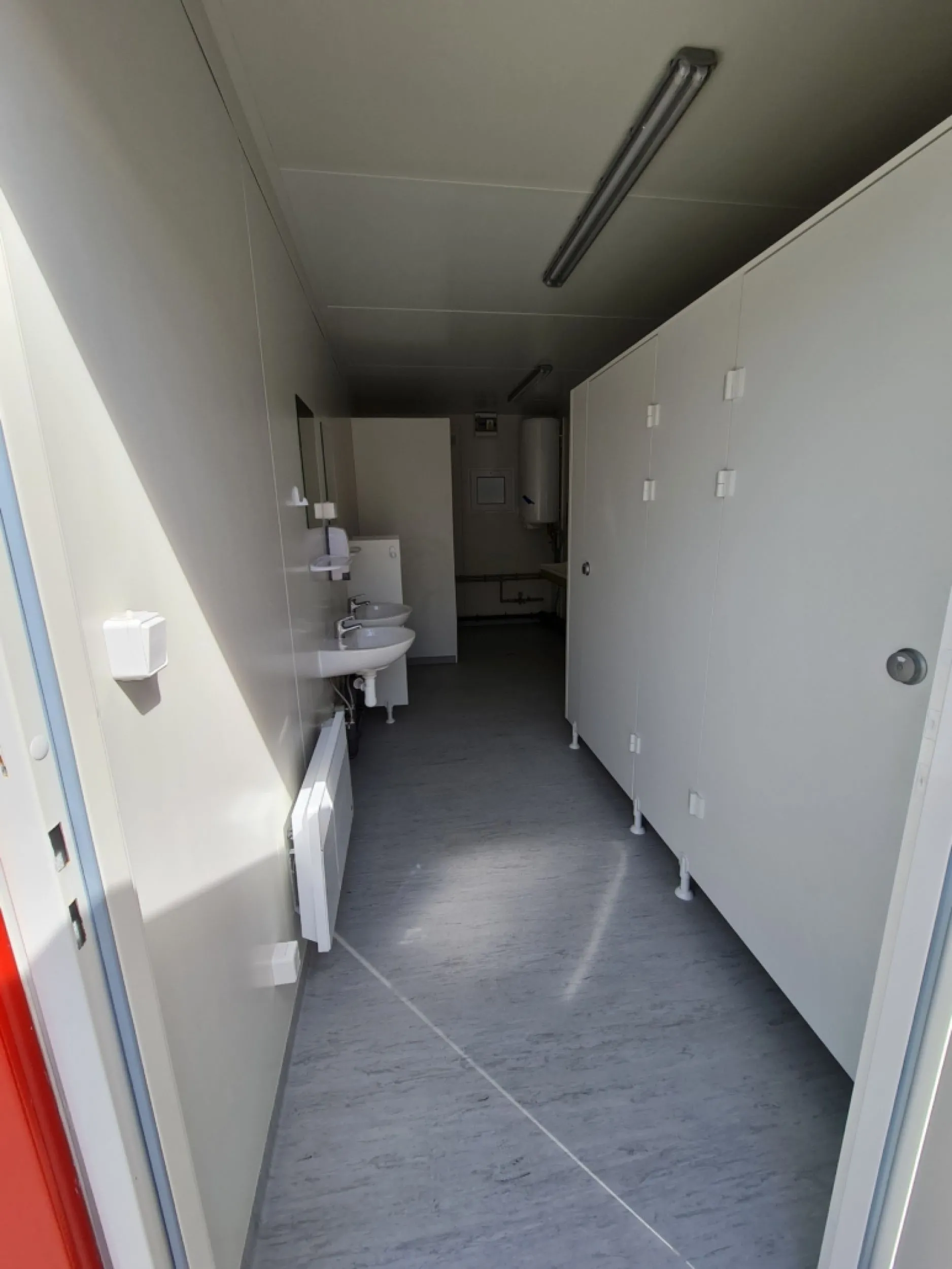 Sanitair unit binnen