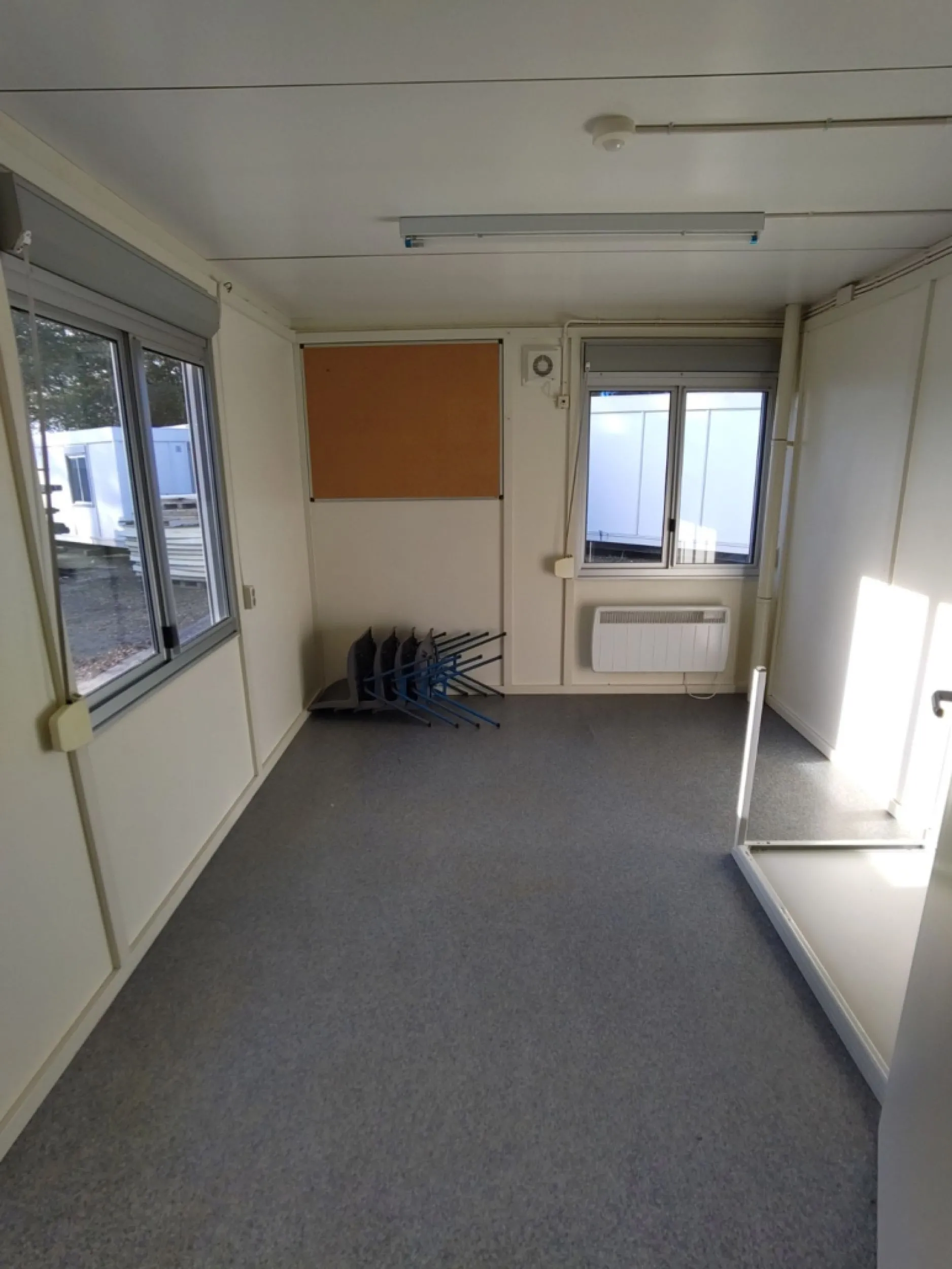 Kantoorunit 3 x 10 meter binnen