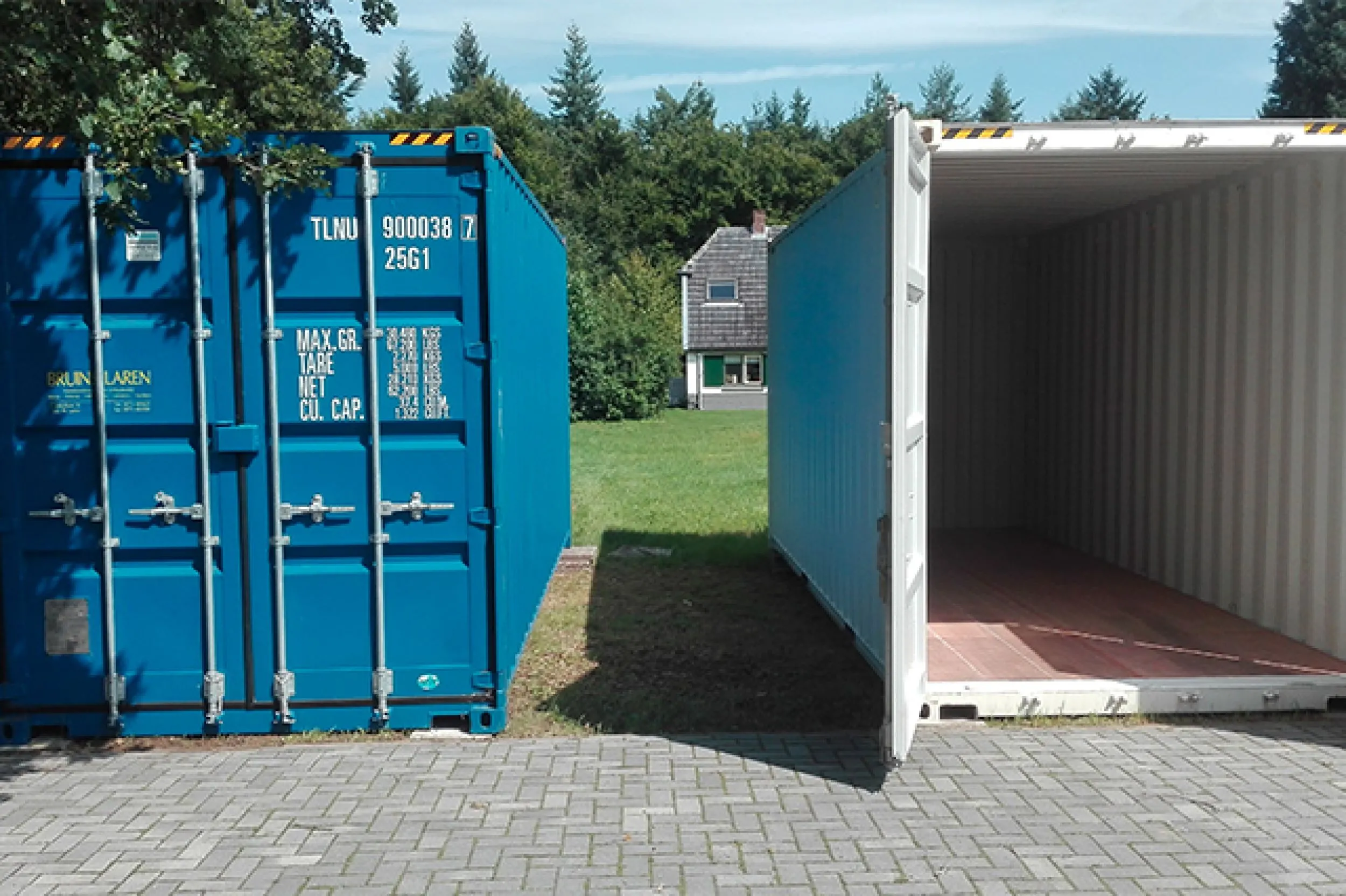 2 zee containers